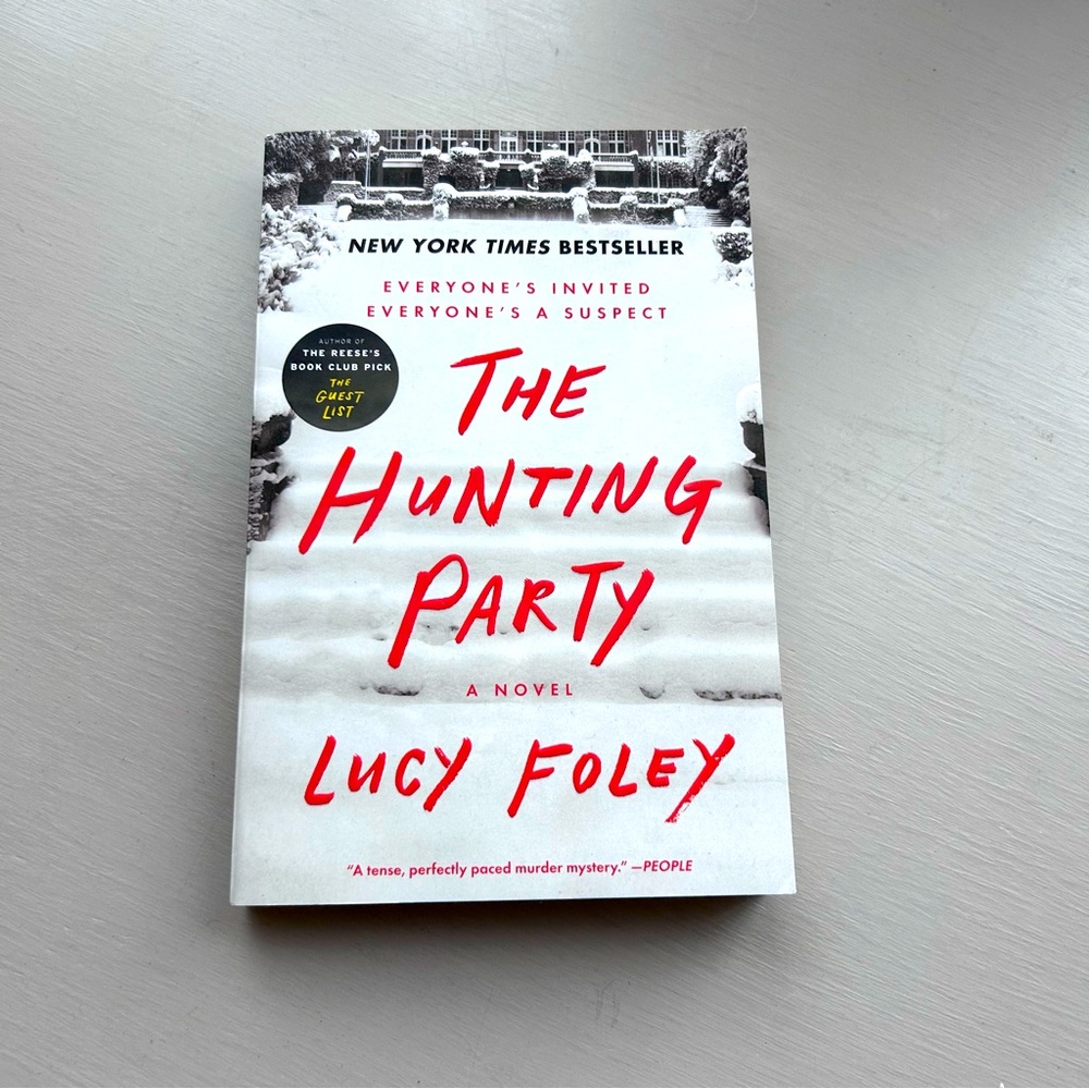 The Hunting Party By Lucy Foley - Picture 1 of 4